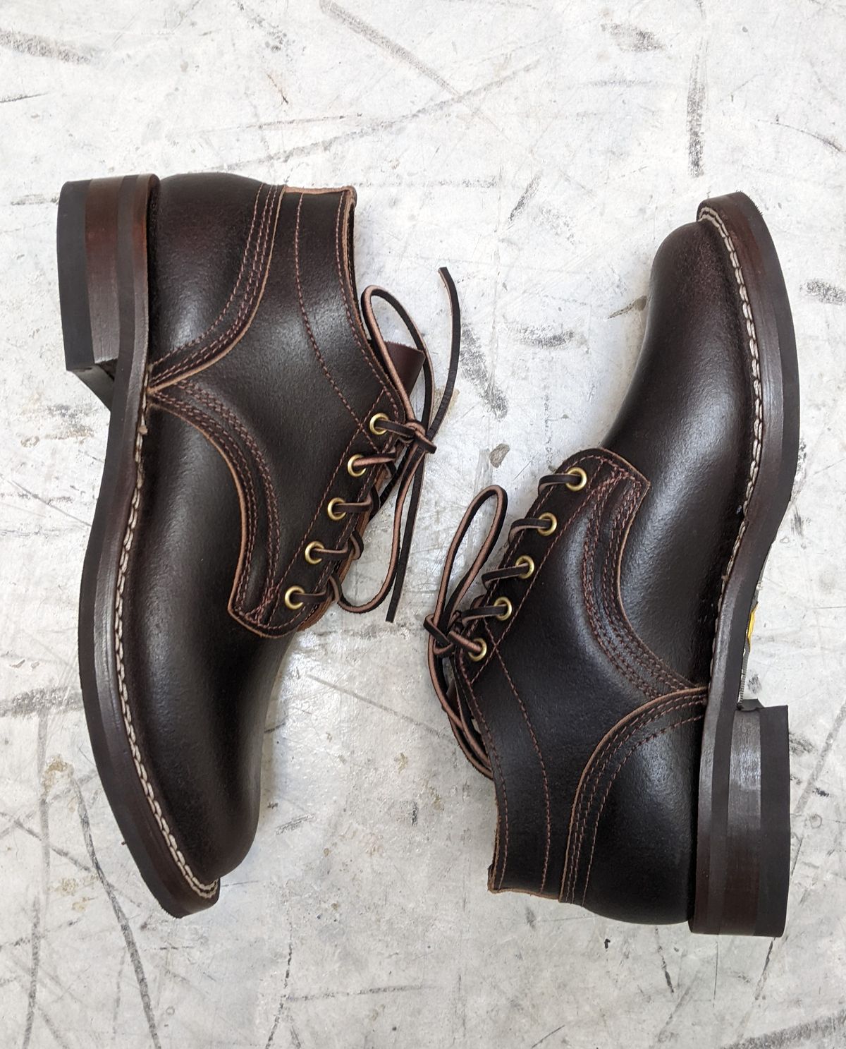 Photo by DonDiego on November 8, 2022 of the Nicks Comstock in Horween Brown Waxed Flesh.