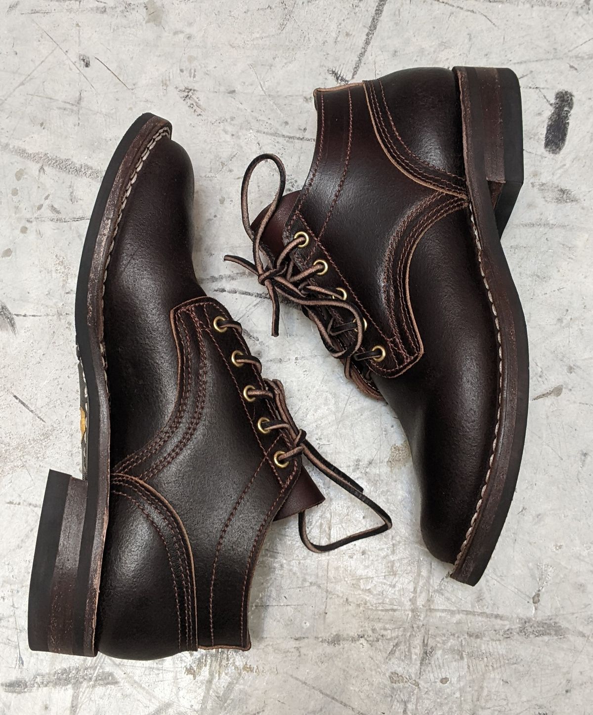 Photo by DonDiego on December 4, 2022 of the Nicks Comstock in Horween Brown Waxed Flesh.