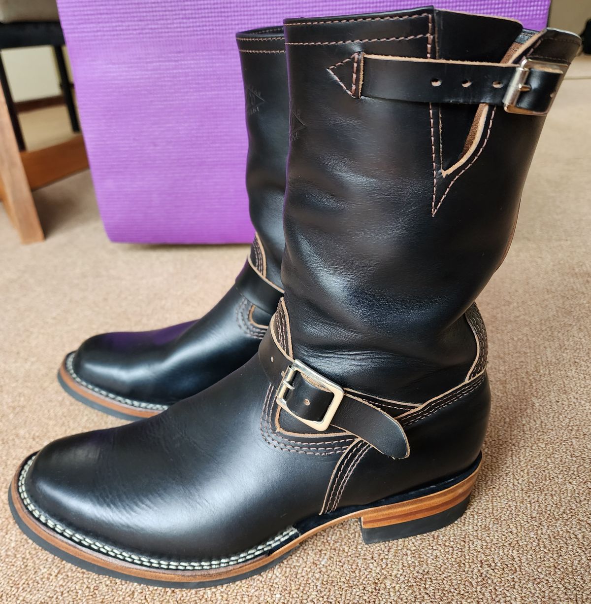 Photo by Littlewood555 on November 4, 2023 of the Wesco Mister Lou in Horween Black Chromexcel Horsehide.