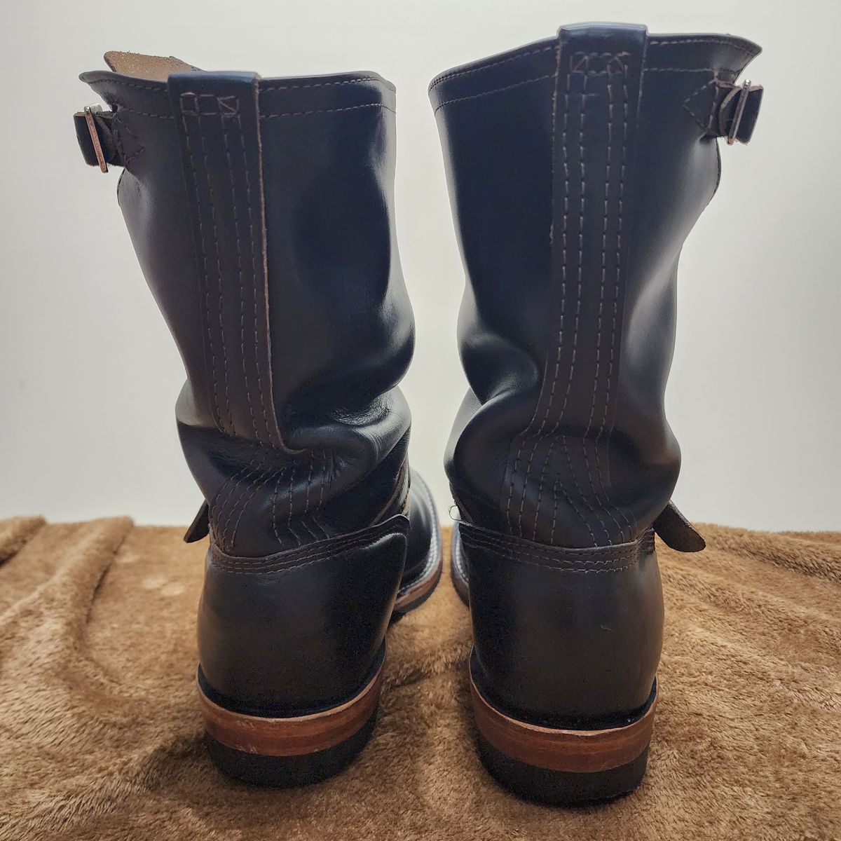 Photo by Littlewood555 on December 5, 2023 of the Wesco Mister Lou in Horween Black Chromexcel Horsehide.