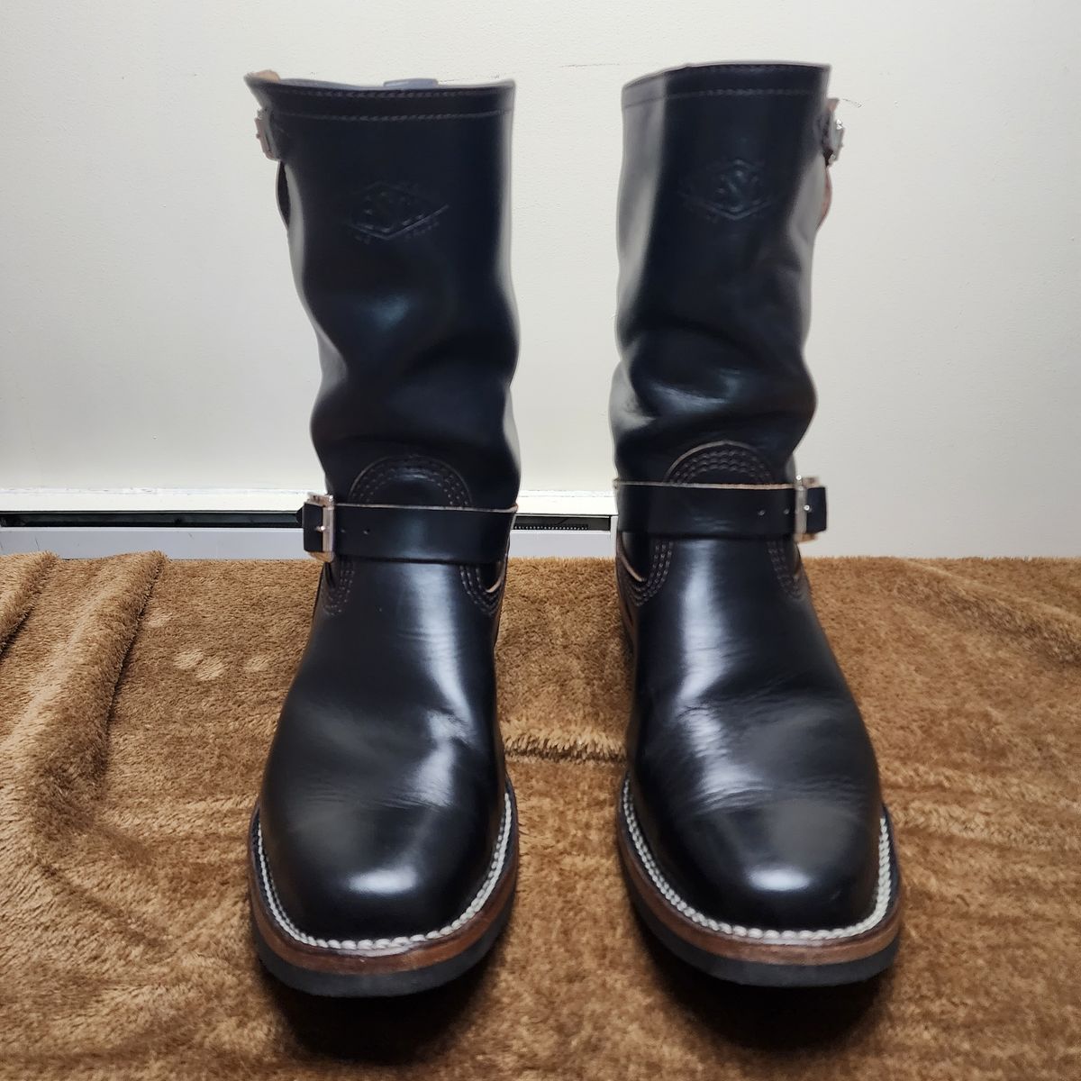 Photo by Littlewood555 on December 5, 2023 of the Wesco Mister Lou in Horween Black Chromexcel Horsehide.