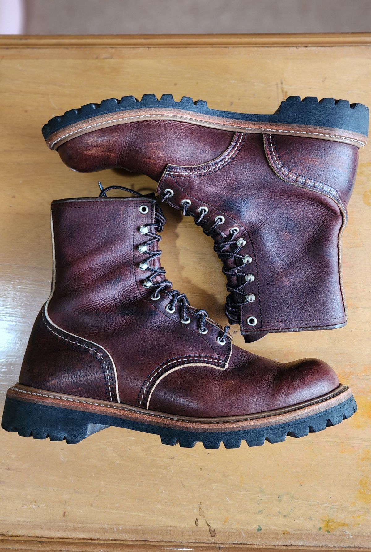 Photo by Littlewood555 on March 1, 2026 of the Red Wing 4585 120th Anniversary Logger Boot Briar Oil Slick in S.B. Foot Briar Oil Slick.