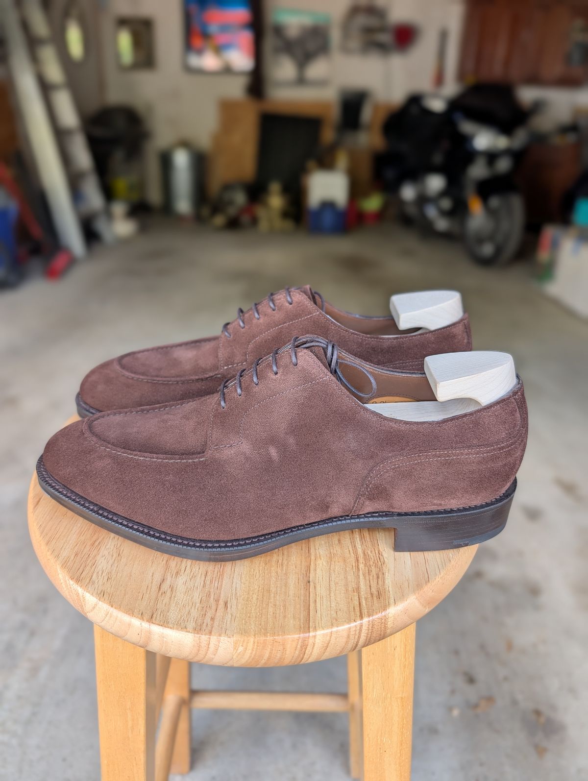 Photo by cross on October 4, 2025 of the Edward Green Dover in Mink Suede.