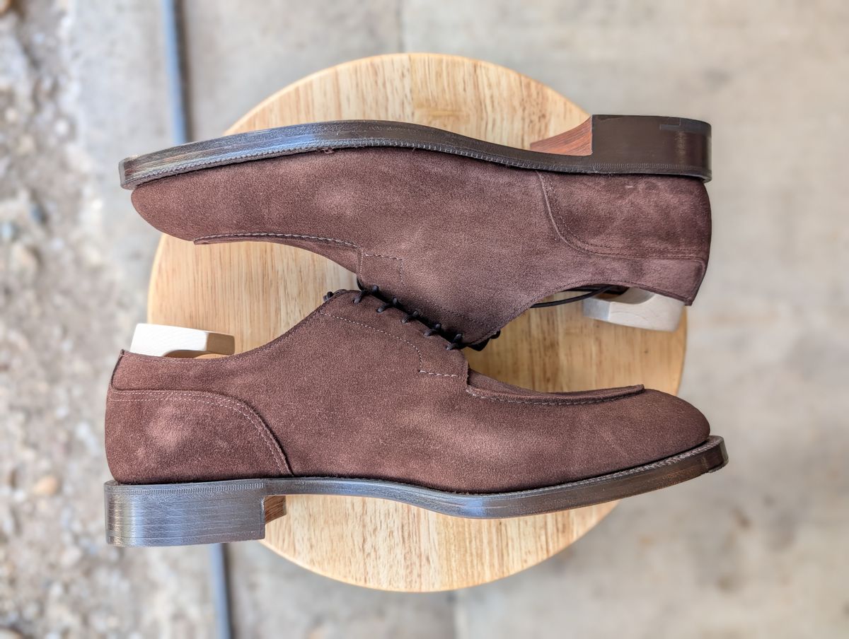Photo by cross on October 4, 2025 of the Edward Green Dover in Mink Suede.
