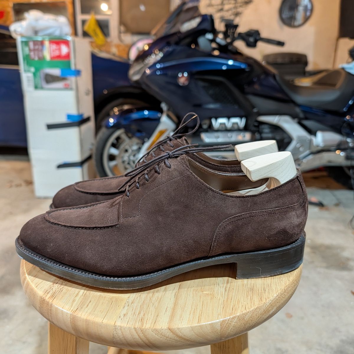 Photo by cross on January 6, 2026 of the Edward Green Dover in Mink Suede.