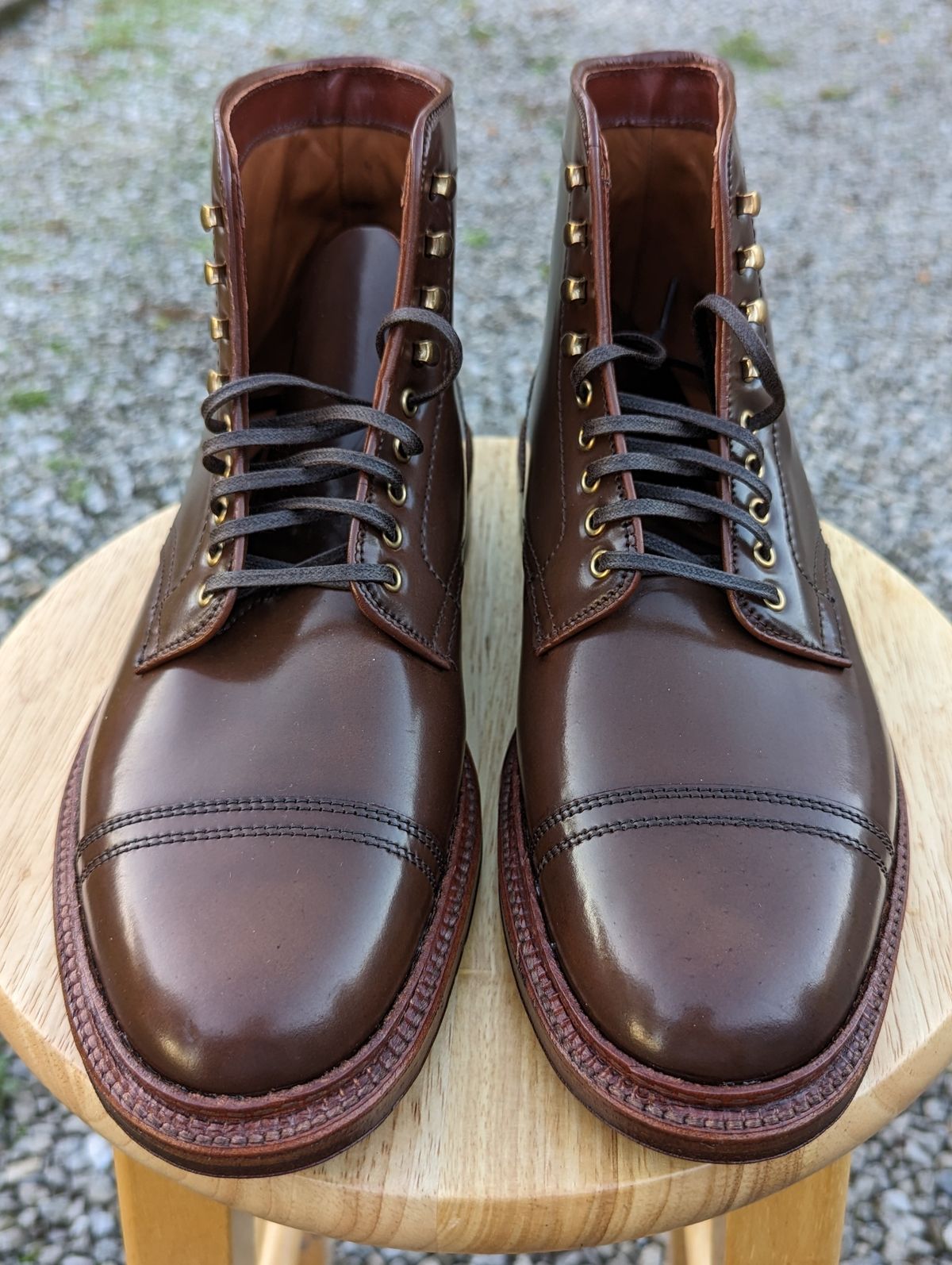Photo by cross on November 6, 2023 of the Alden x Stitchdown Stitchup 3 in Horween Ravello Shell Cordovan.