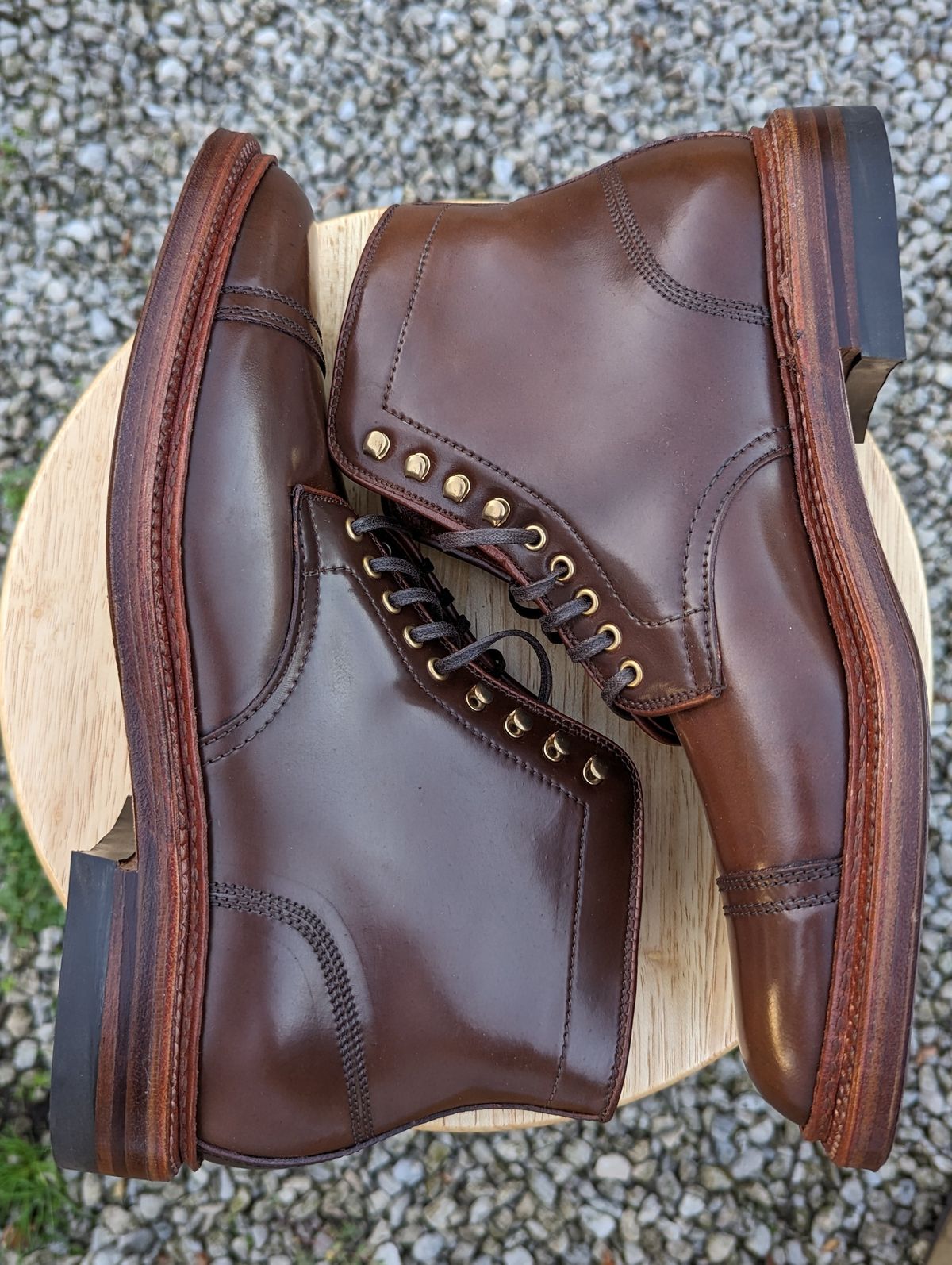 Photo by cross on November 6, 2023 of the Alden x Stitchdown Stitchup 3 in Horween Ravello Shell Cordovan.