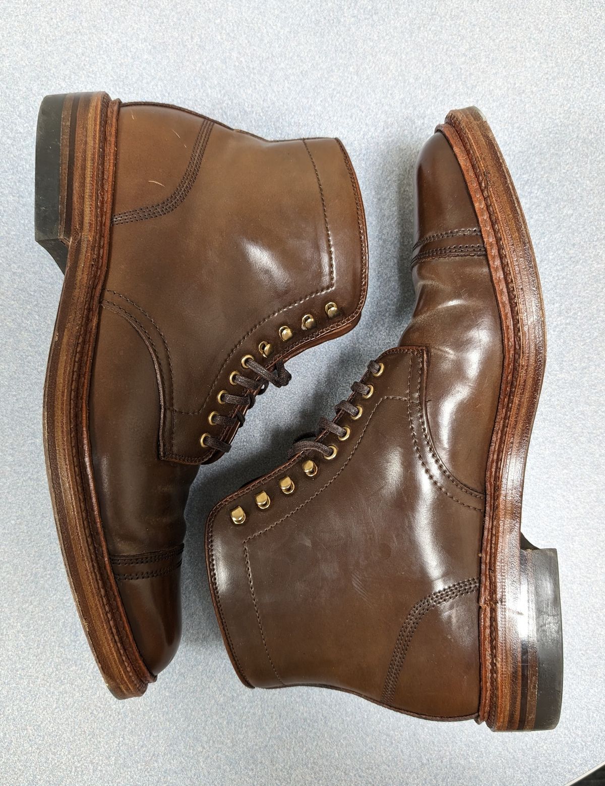 Photo by cross on December 5, 2023 of the Alden x Stitchdown Stitchup 3 in Horween Ravello Shell Cordovan.