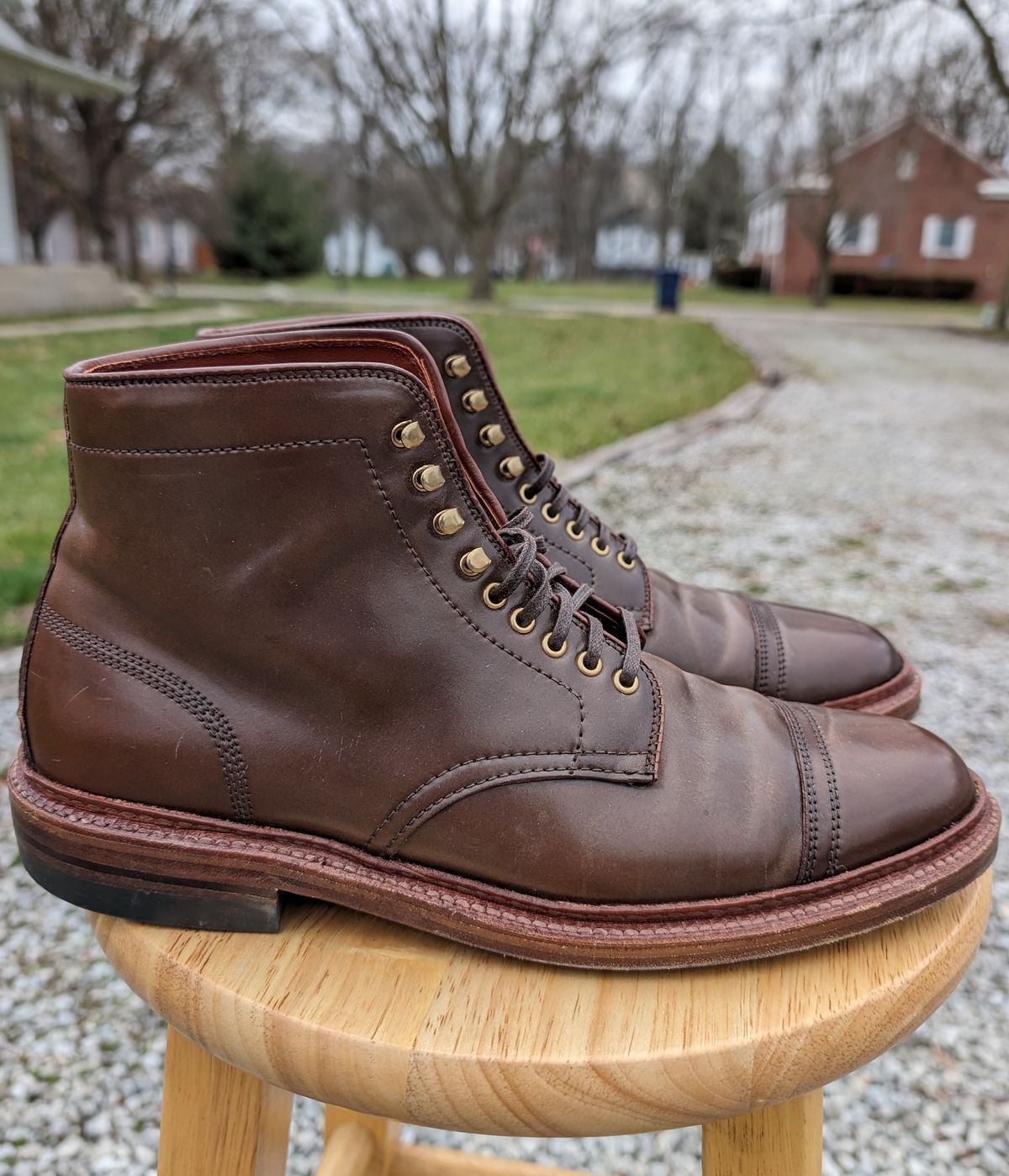 Photo by cross on January 2, 2024 of the Alden x Stitchdown Stitchup 3 in Horween Ravello Shell Cordovan.
