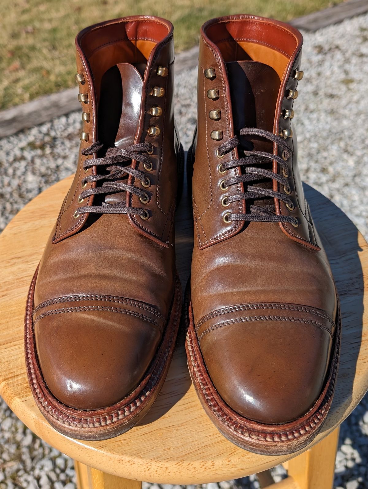 Photo by cross on February 4, 2024 of the Alden x Stitchdown Stitchup 3 in Horween Ravello Shell Cordovan.
