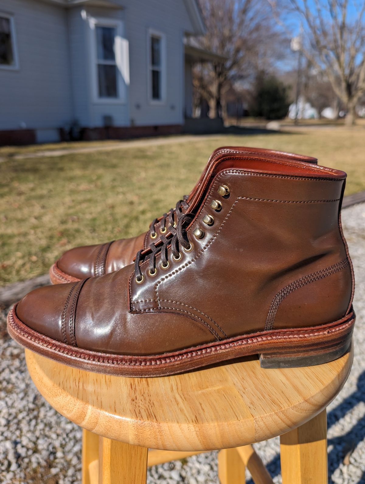 Photo by cross on February 4, 2024 of the Alden x Stitchdown Stitchup 3 in Horween Ravello Shell Cordovan.