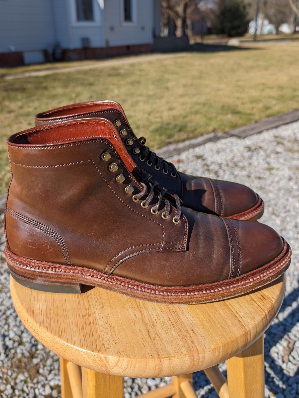 Photo by cross on February 4, 2024 of the Alden x Stitchdown Stitchup 3 in Horween Ravello Shell Cordovan.