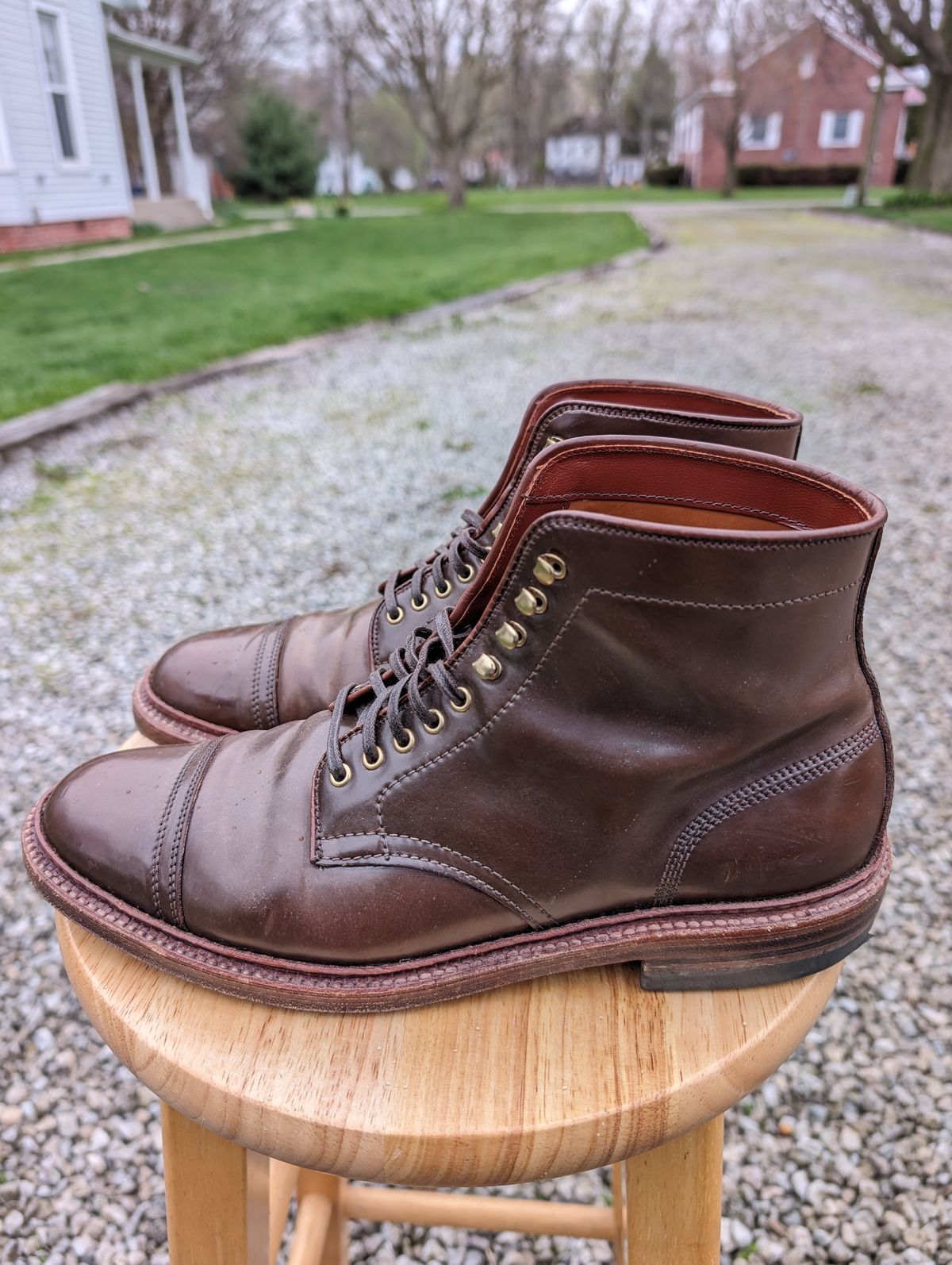 Photo by cross on April 4, 2024 of the Alden x Stitchdown Stitchup 3 in Horween Ravello Shell Cordovan.