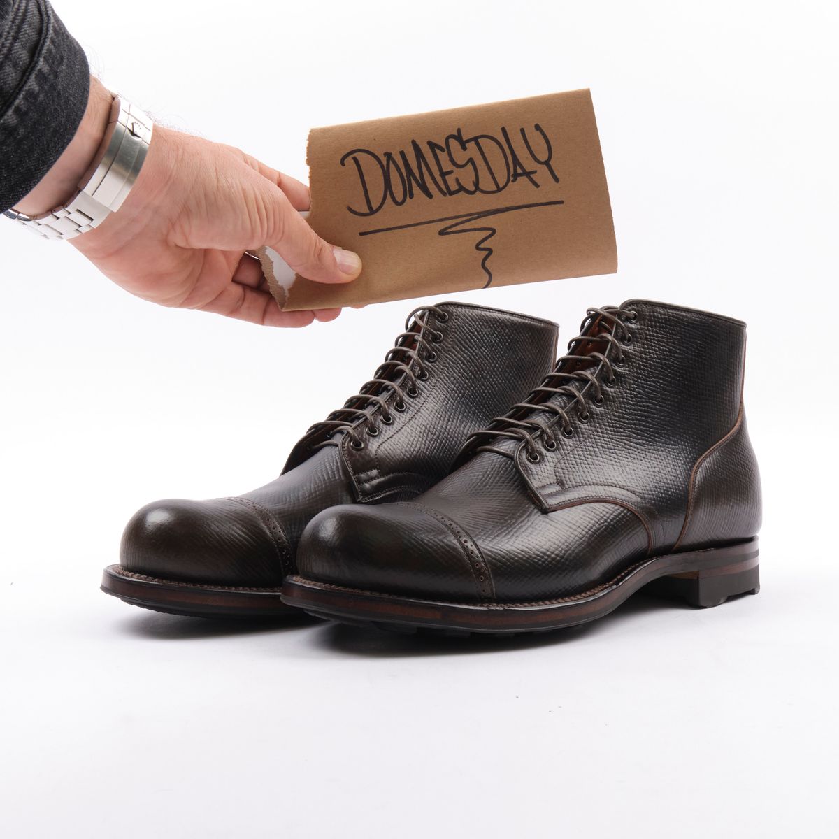 Photo by inthosejawnz on October 3, 2024 of the Viberg Service Boot BCT in Horween Cognac Shell Boxboard.
