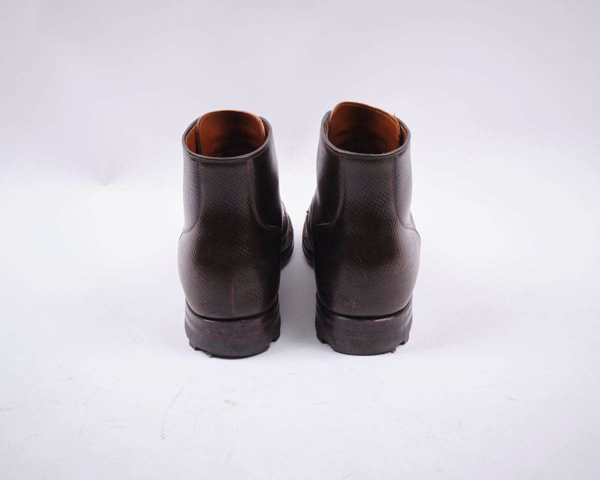 Photo by inthosejawnz on November 4, 2024 of the Viberg Service Boot BCT in Horween Cognac Shell Boxboard.