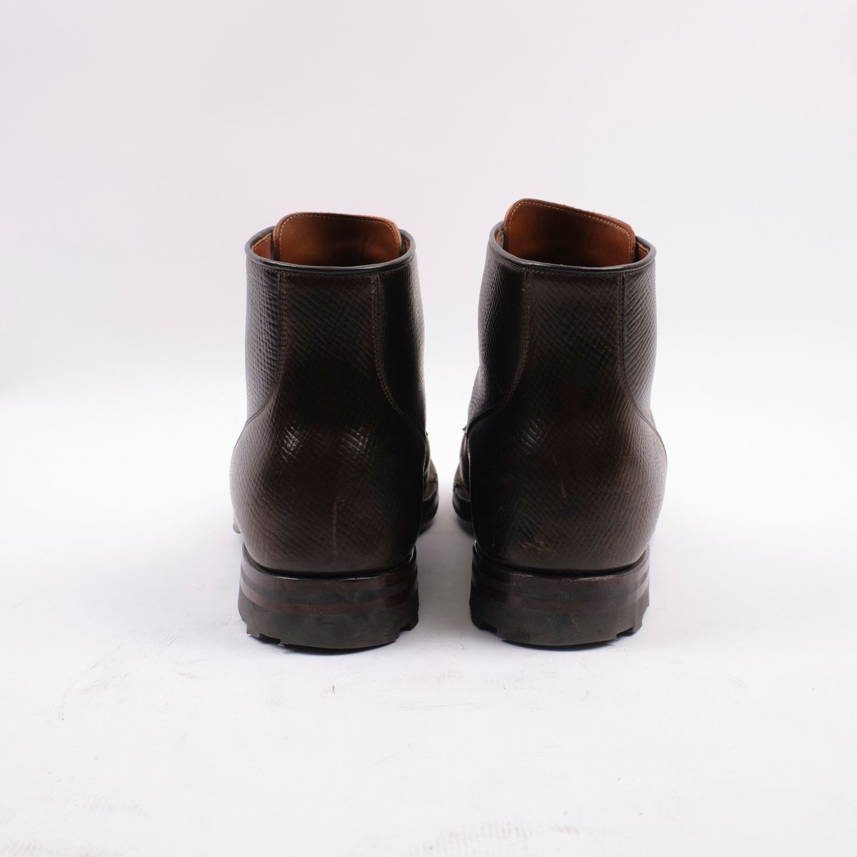 Photo by inthosejawnz on December 3, 2024 of the Viberg Service Boot BCT in Horween Cognac Shell Boxboard.