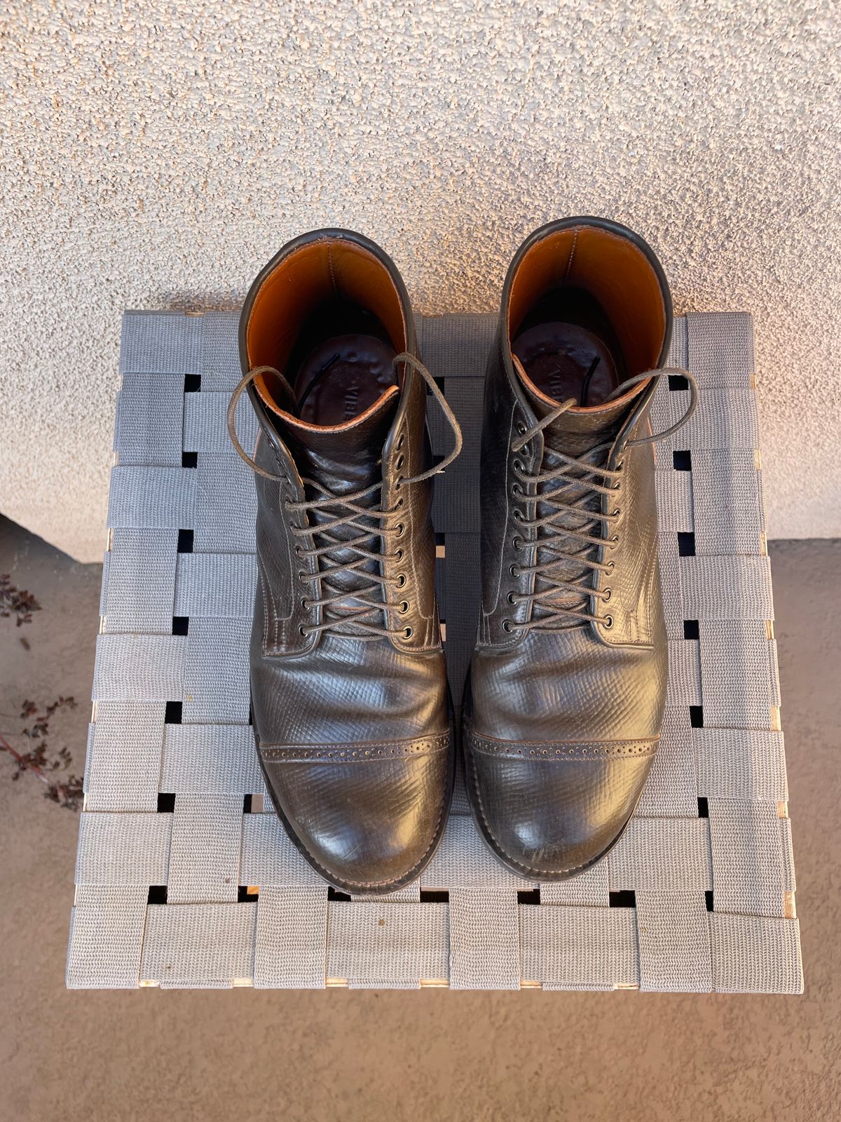 Photo by inthosejawnz on January 5, 2025 of the Viberg Service Boot BCT in Horween Cognac Shell Boxboard.