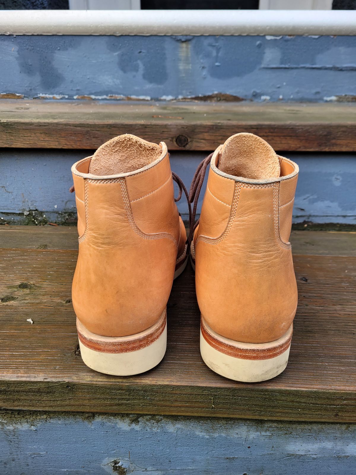Photo by MyNameisJeff on January 1, 2024 of the Onderhoud SVC01 Boondocker in Horween Natural Essex.