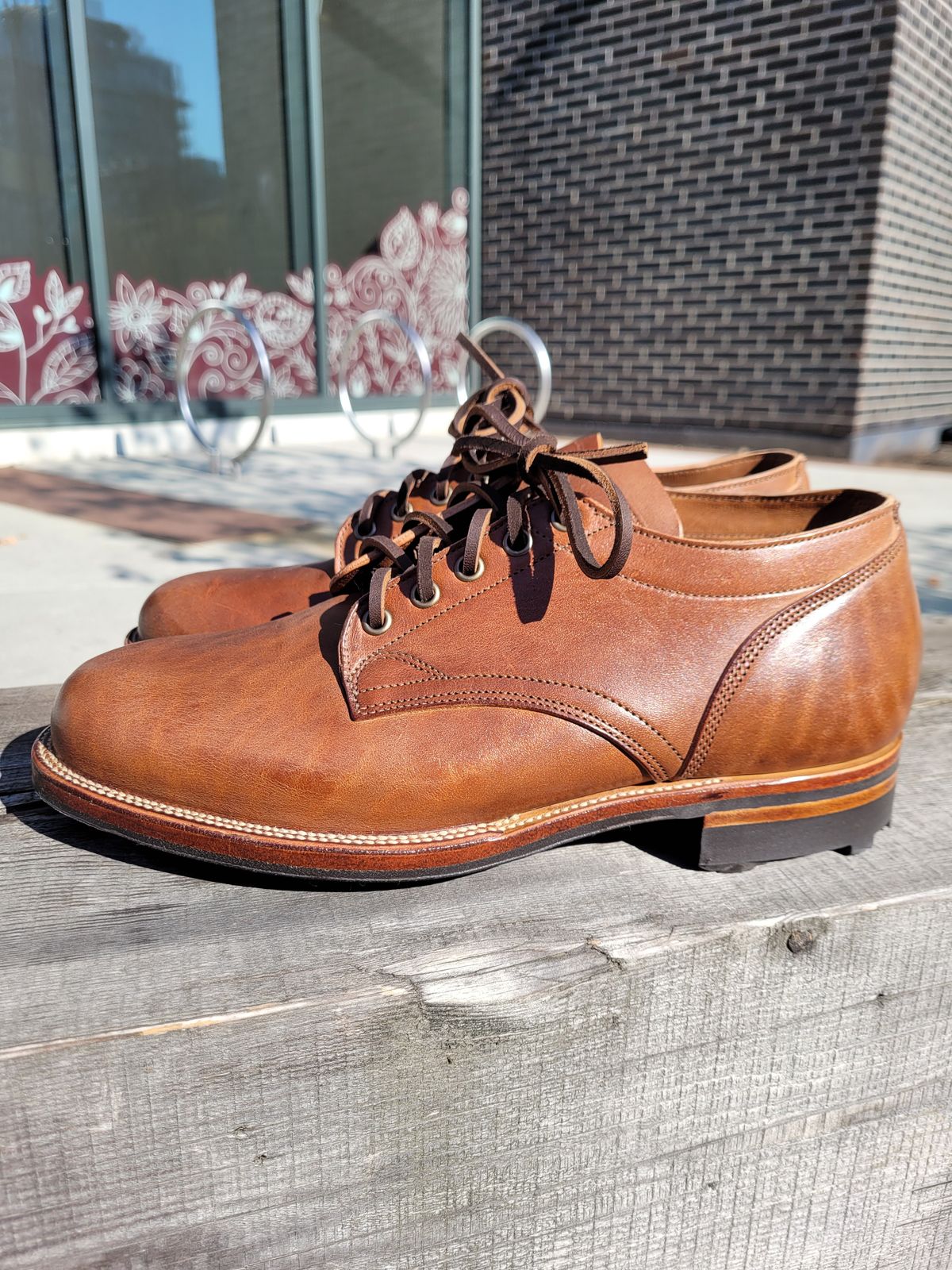 Photo by MyNameisJeff on October 3, 2022 of the Viberg 145 Oxford in Horween Natural Essex Workshoe Butt.