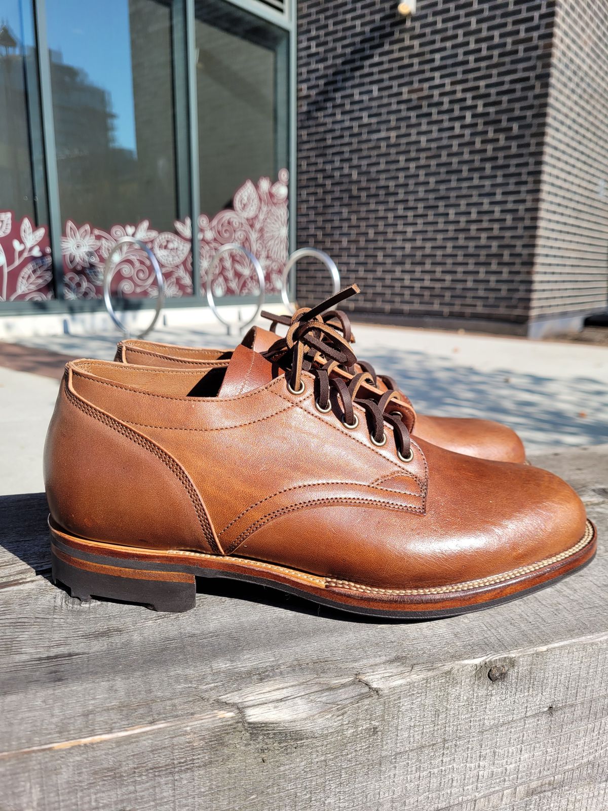 Photo by MyNameisJeff on October 3, 2022 of the Viberg 145 Oxford in Horween Natural Essex Workshoe Butt.