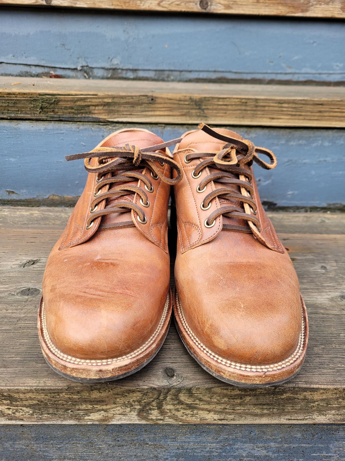 Photo by MyNameisJeff on November 1, 2022 of the Viberg 145 Oxford in Horween Natural Essex Workshoe Butt.