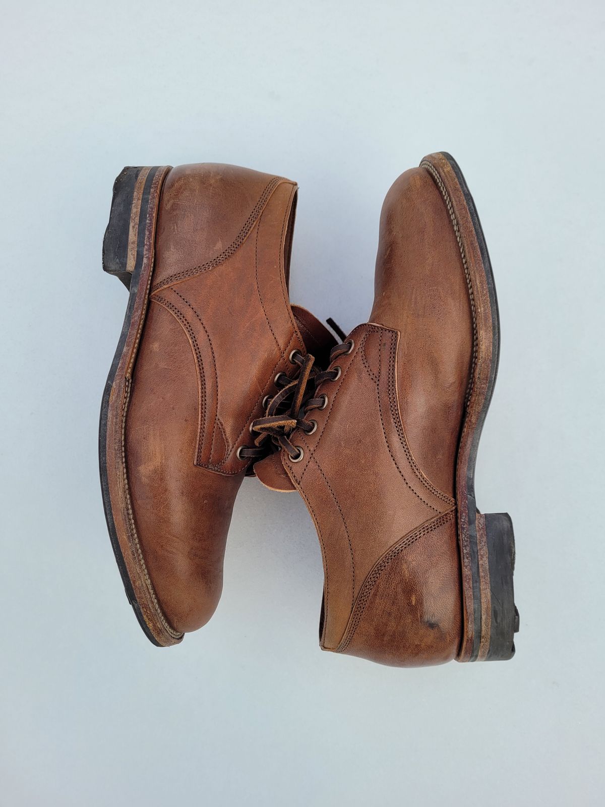 Photo by MyNameisJeff on December 2, 2022 of the Viberg 145 Oxford in Horween Natural Essex Workshoe Butt.