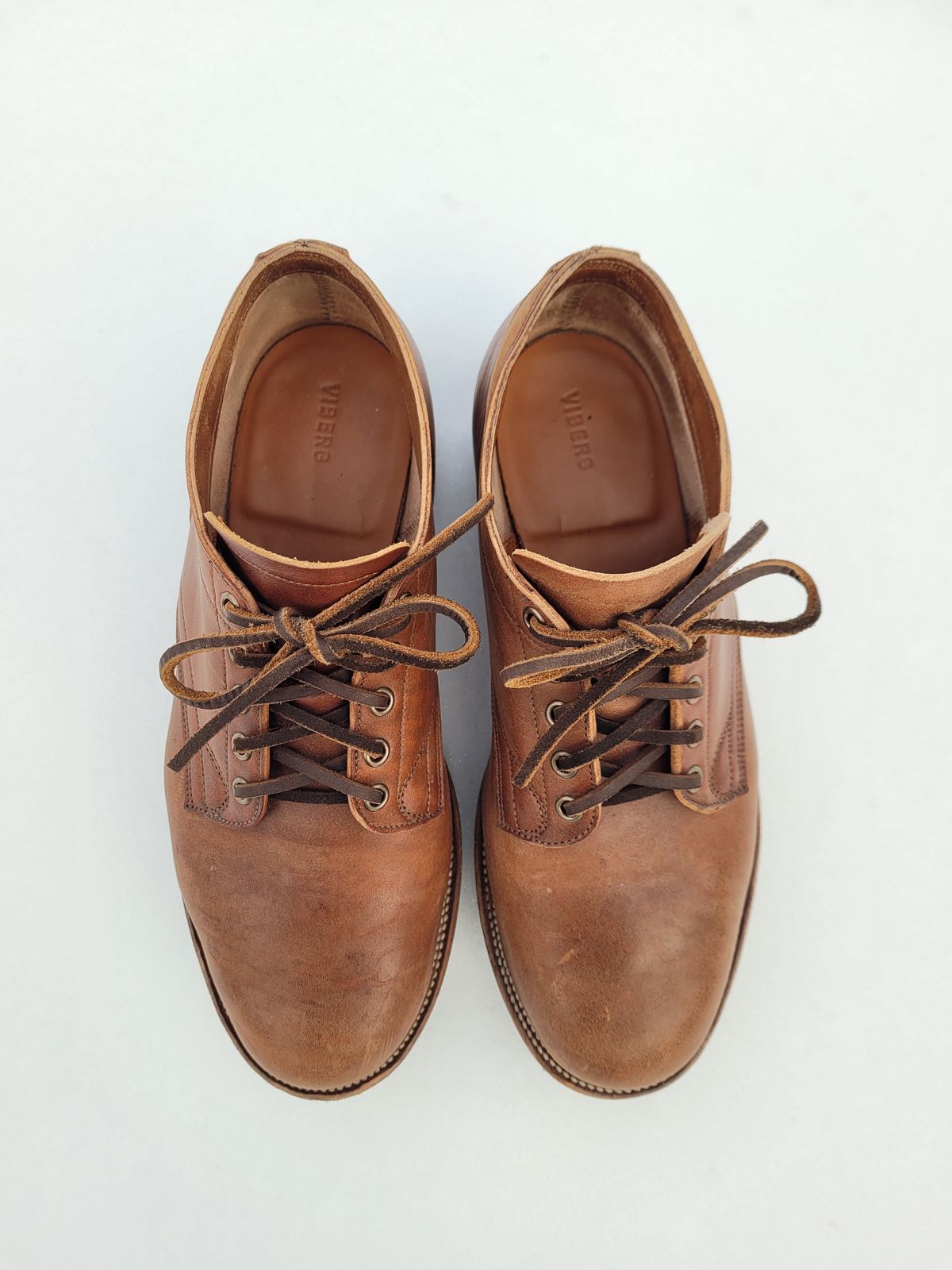 Photo by MyNameisJeff on December 2, 2022 of the Viberg 145 Oxford in Horween Natural Essex Workshoe Butt.