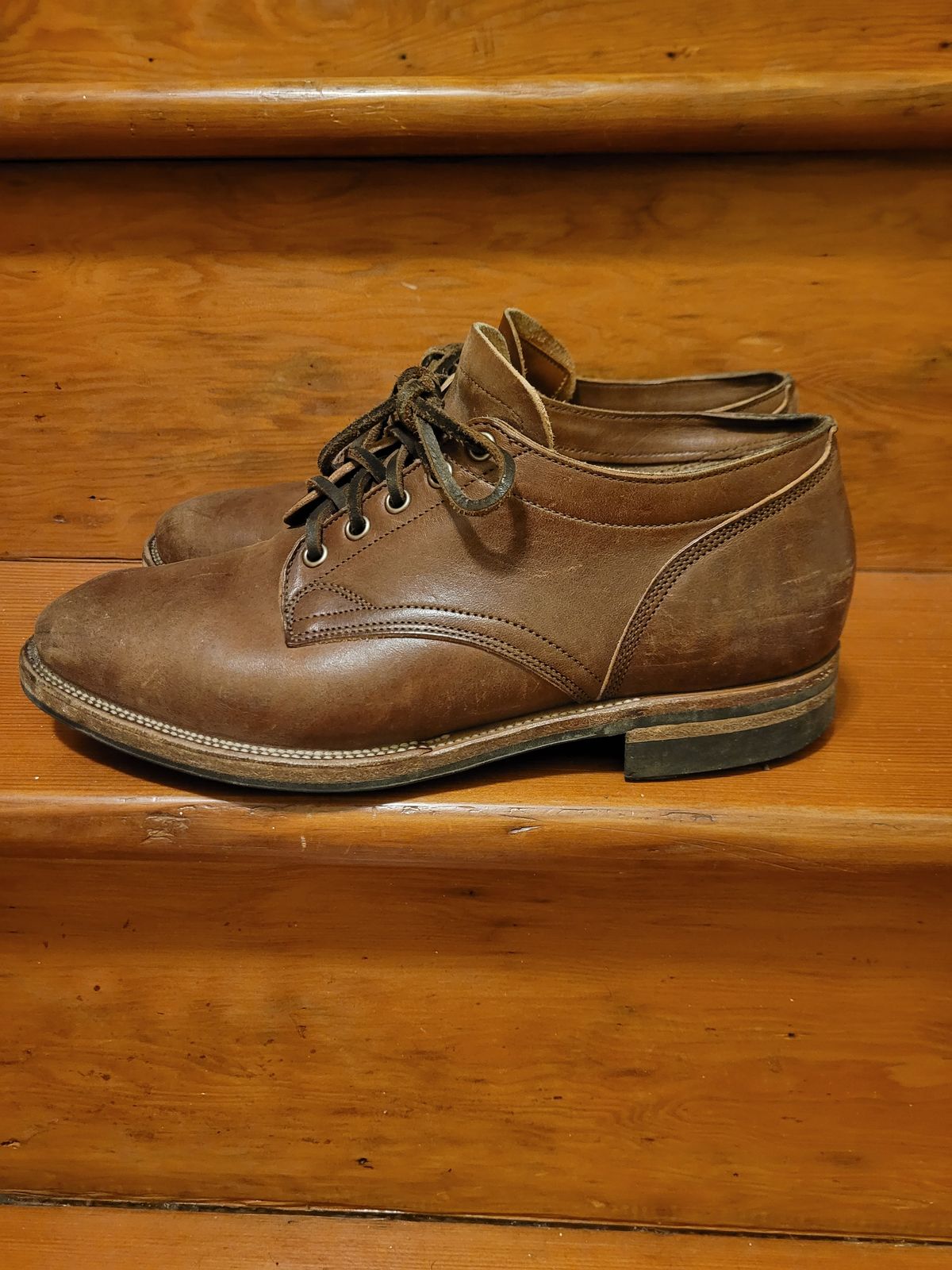 Photo by MyNameisJeff on February 2, 2023 of the Viberg 145 Oxford in Horween Natural Essex Workshoe Butt.