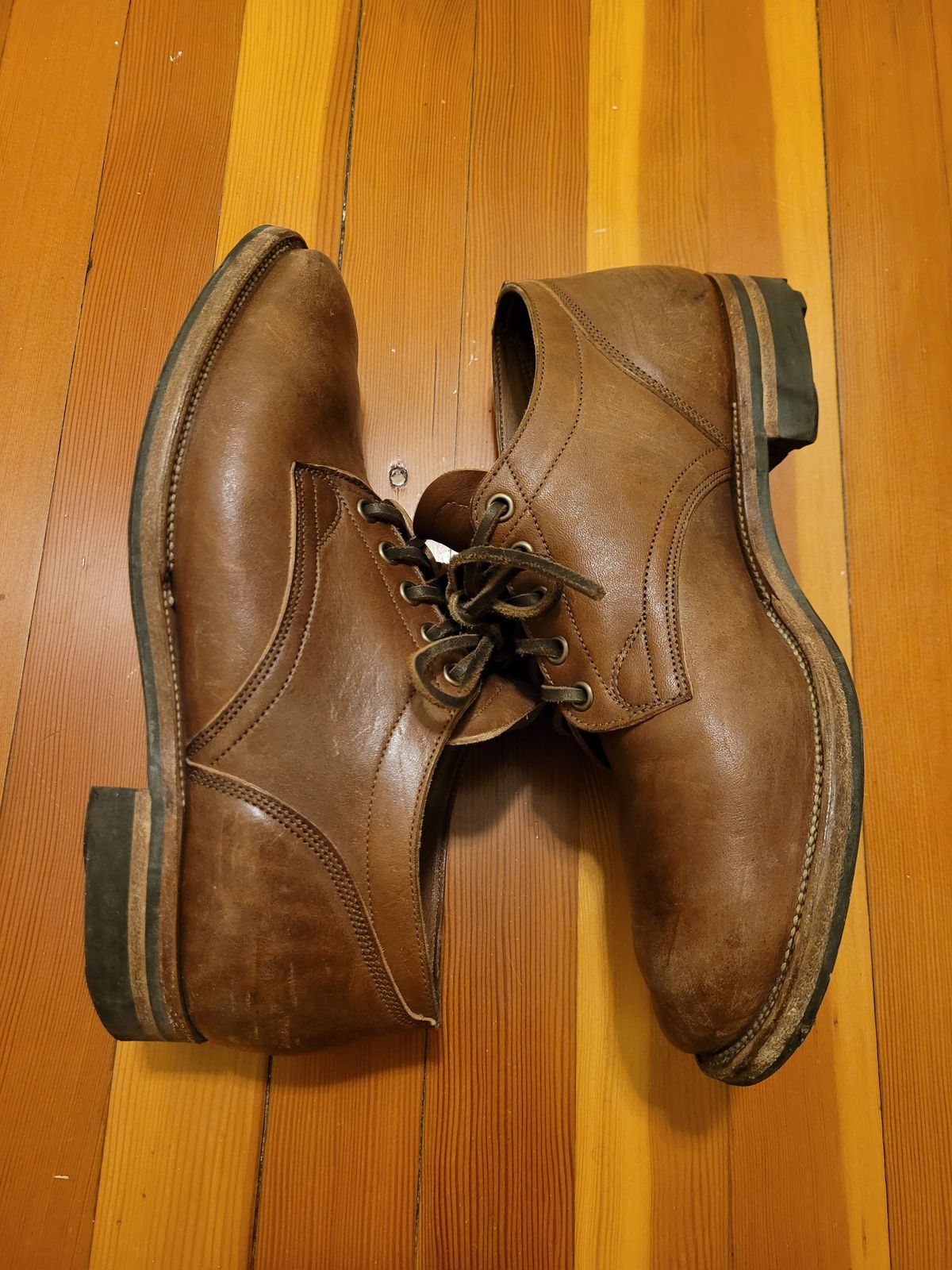 Photo by MyNameisJeff on February 2, 2023 of the Viberg 145 Oxford in Horween Natural Essex Workshoe Butt.