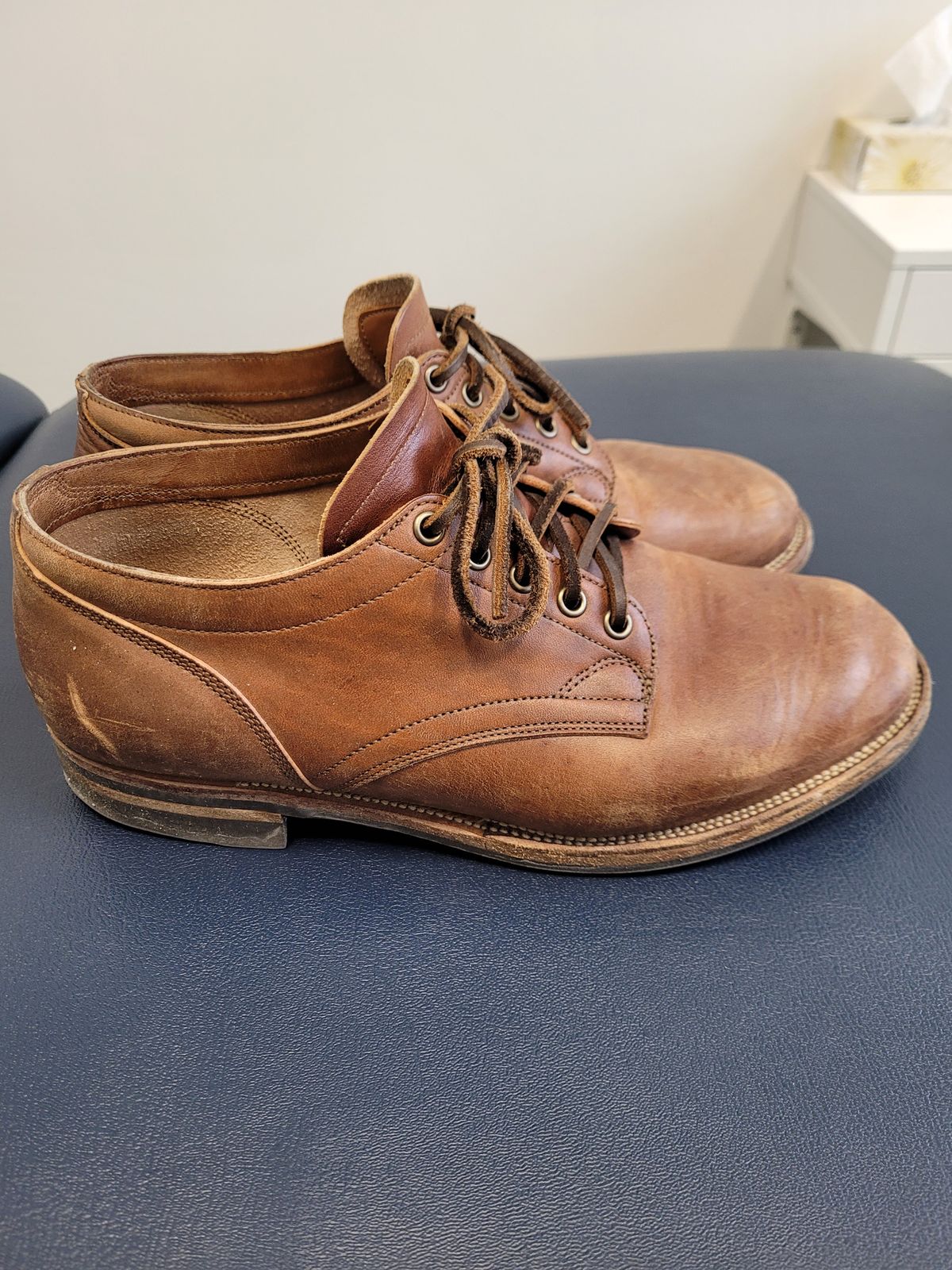 Photo by MyNameisJeff on March 6, 2023 of the Viberg 145 Oxford in Horween Natural Essex Workshoe Butt.