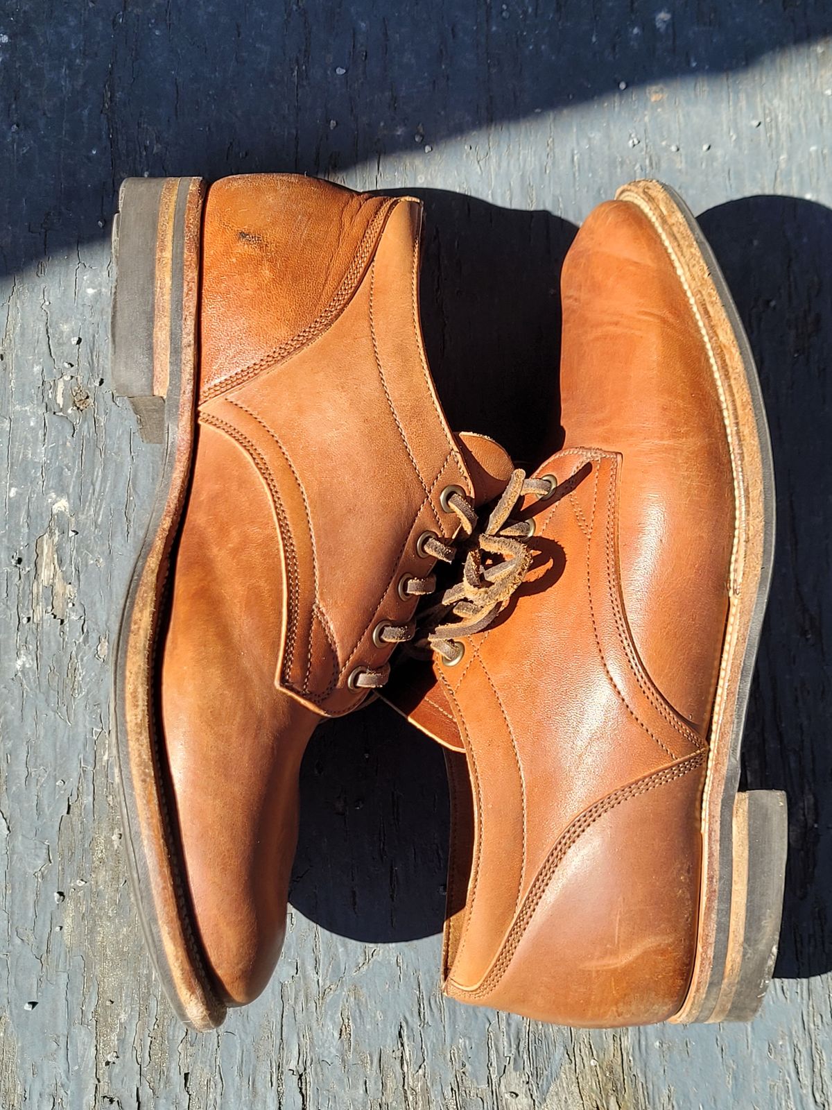 Photo by MyNameisJeff on April 1, 2023 of the Viberg 145 Oxford in Horween Natural Essex Workshoe Butt.