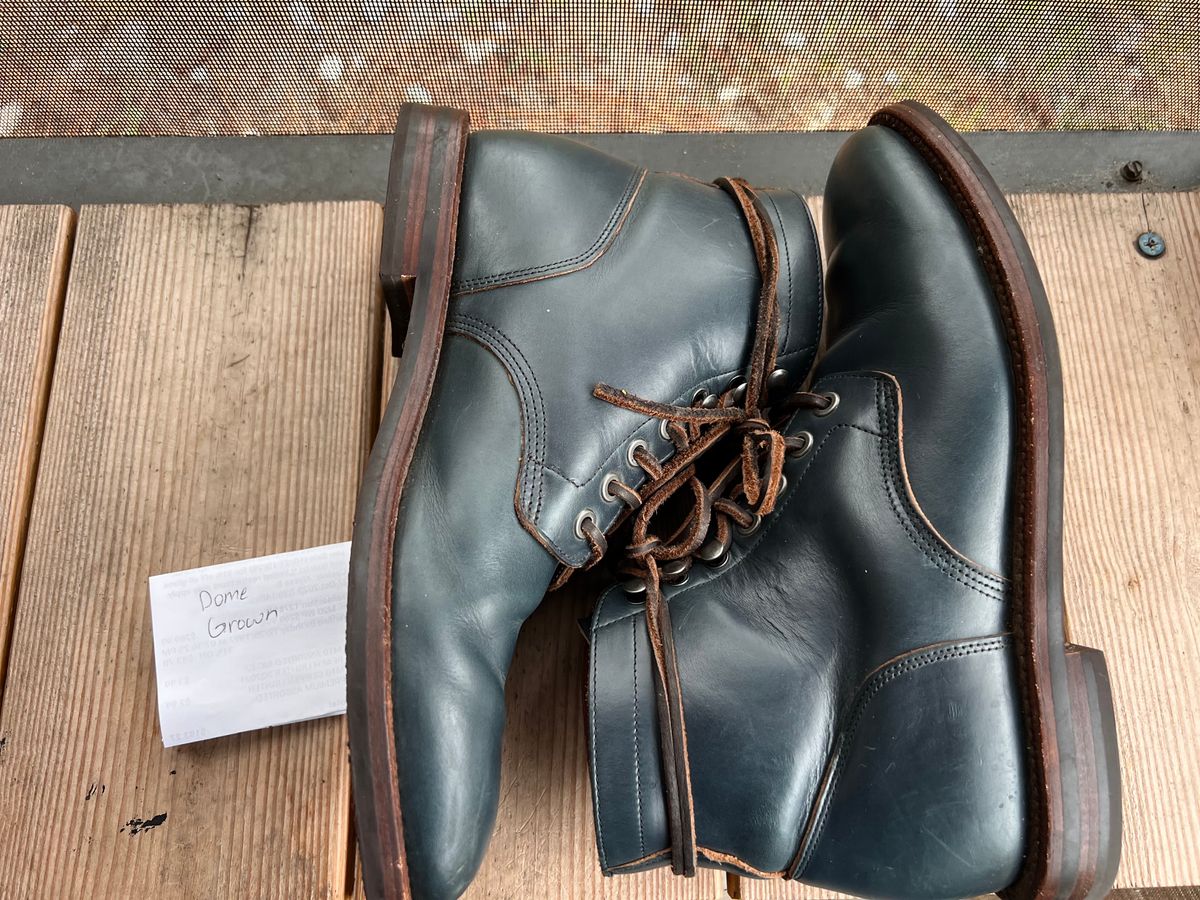 Photo by almalik1226 on November 3, 2023 of the Grant Stone Diesel Boot in Horween Navy Chromexcel.