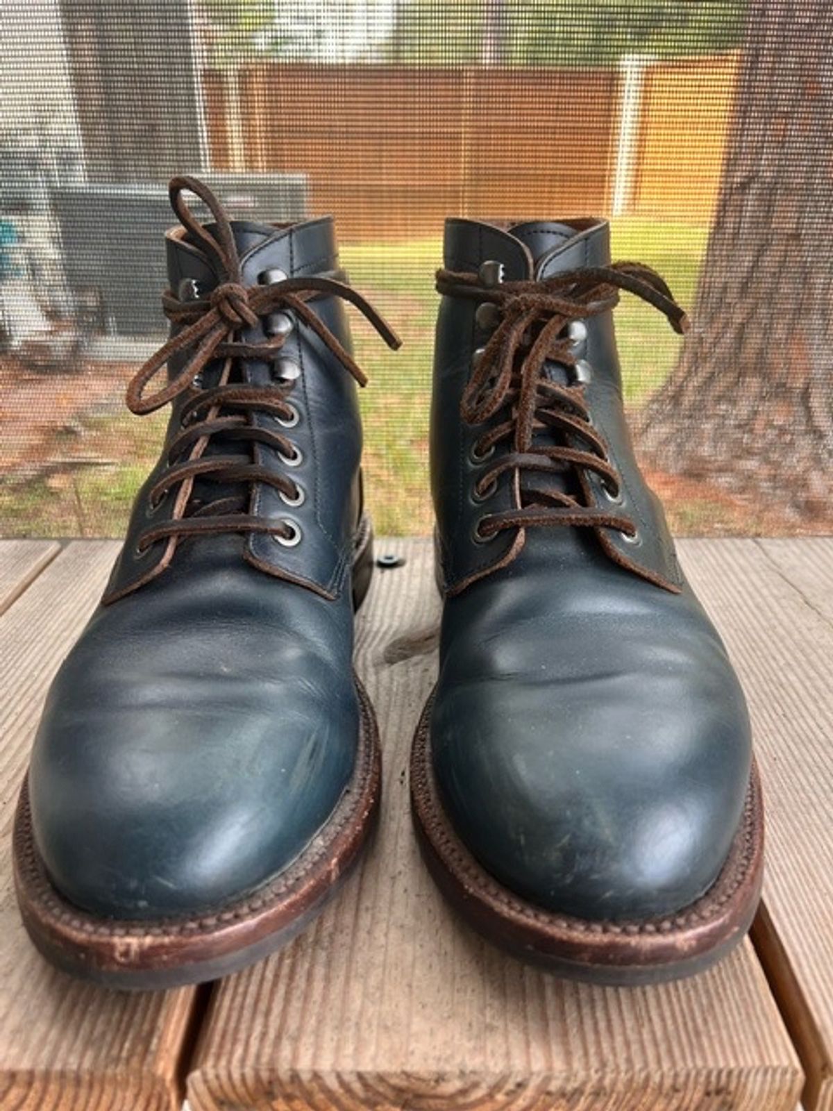 Photo by almalik1226 on December 5, 2023 of the Grant Stone Diesel Boot in Horween Navy Chromexcel.