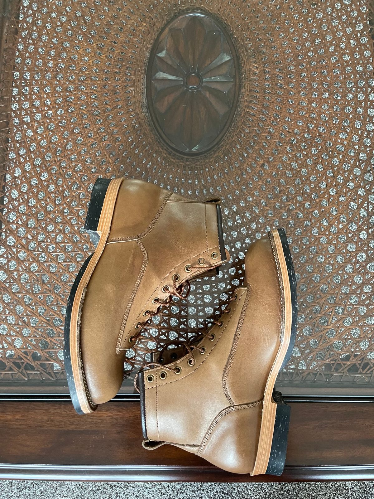 Photo by charliealoff on November 1, 2023 of the Monroe 19917 LTT in Horween Natural Chromexcel.