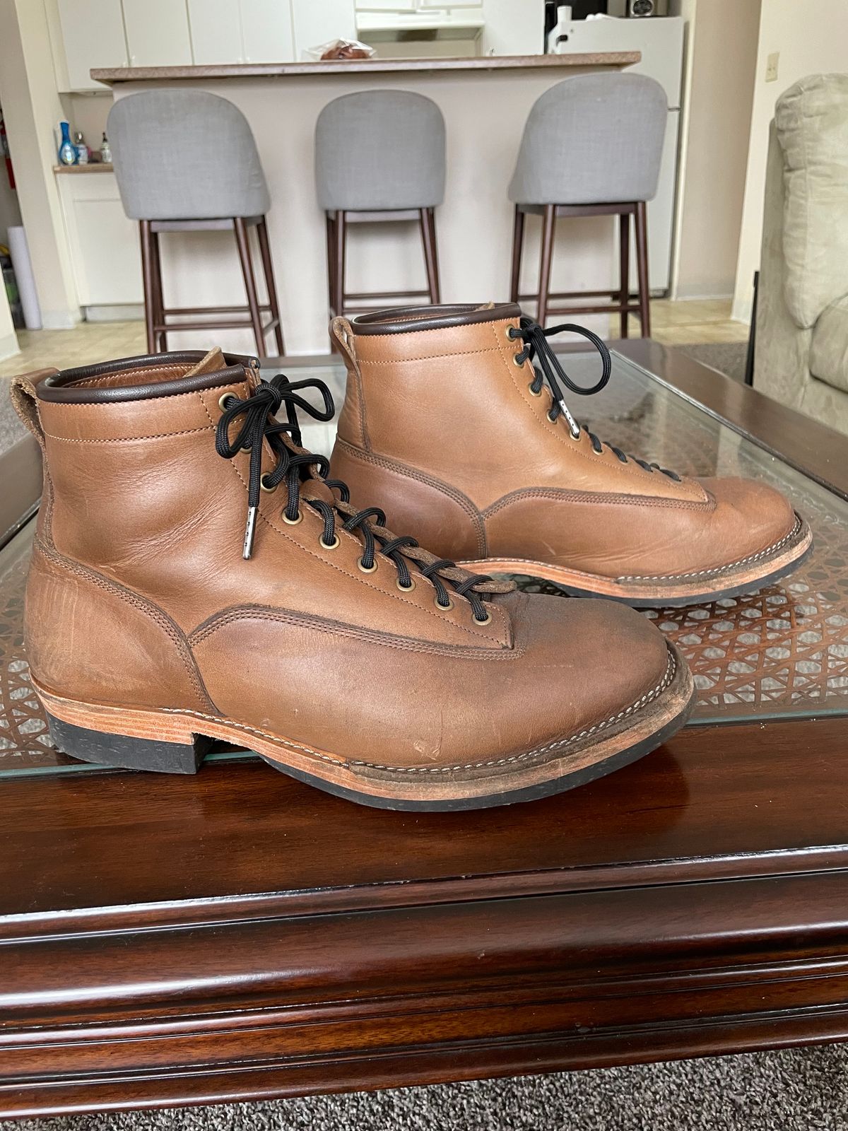 Photo by charliealoff on December 5, 2023 of the Monroe 19917 LTT in Horween Natural Chromexcel.
