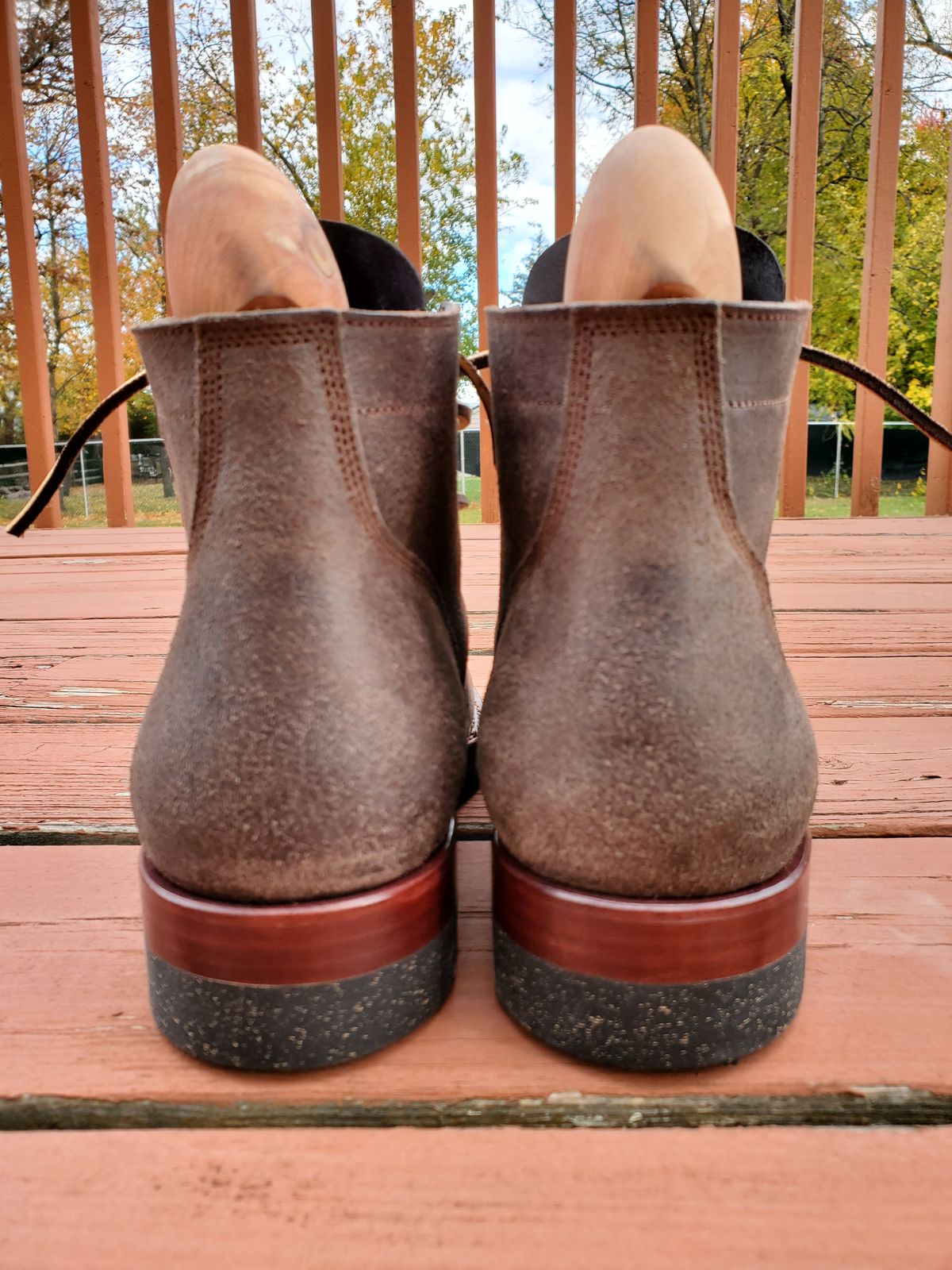 Photo by AlucardX on November 5, 2025 of the Onderhoud SVC01 Boondocker in Maryam 1071 Rovescio Sego Horsebutt.