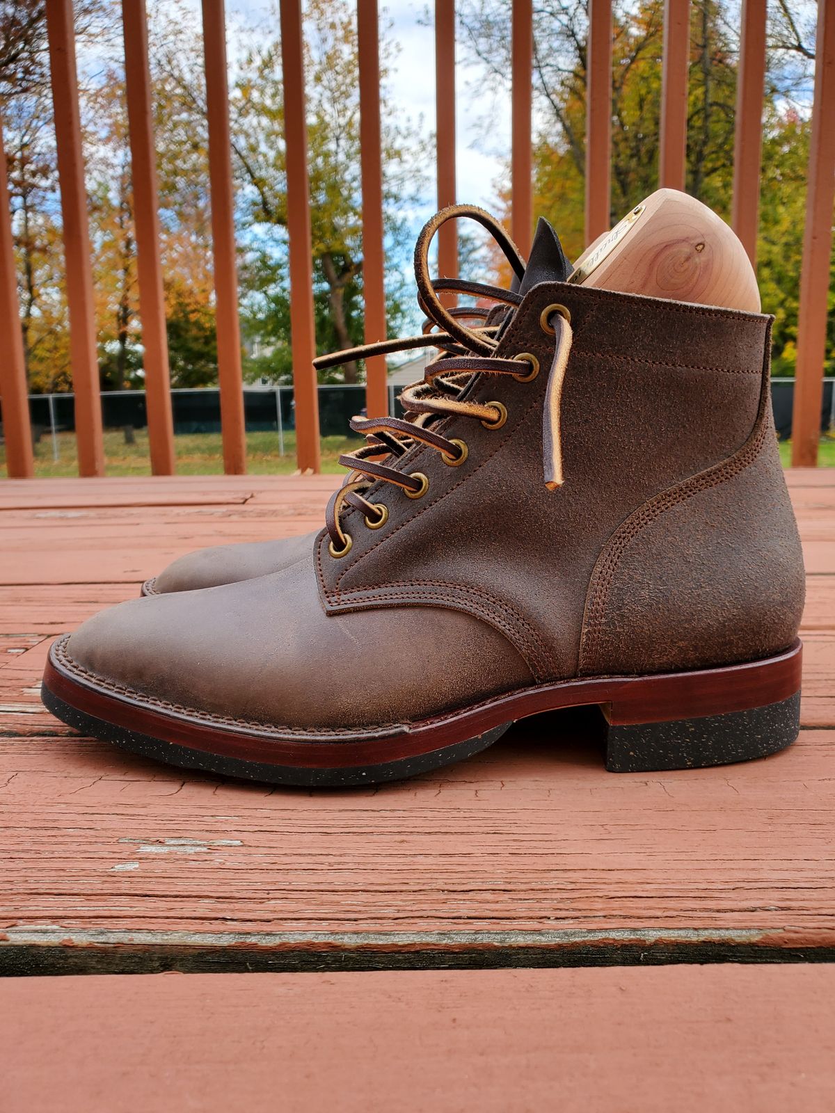 Photo by AlucardX on November 5, 2025 of the Onderhoud SVC01 Boondocker in Maryam 1071 Rovescio Sego Horsebutt.