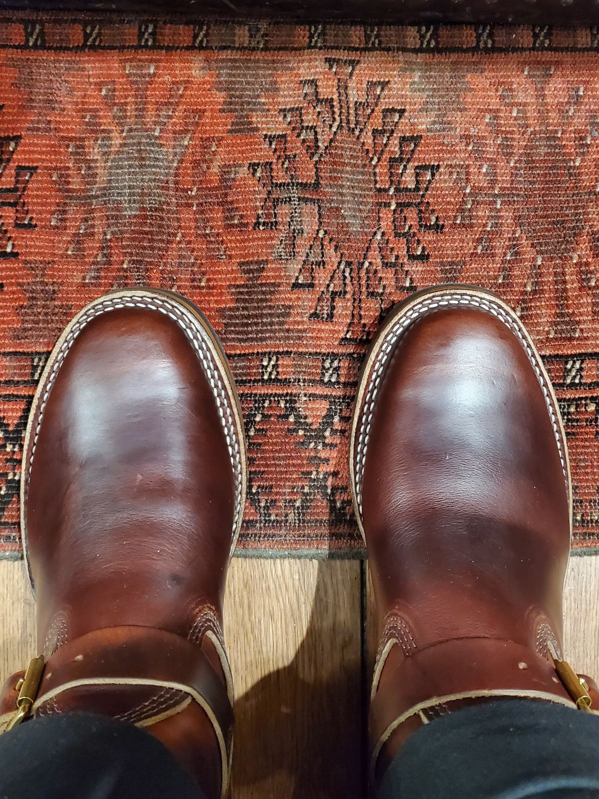 Photo by AlucardX on September 24, 2022 of the Wesco Mister Lou in Horween Umber Chromexcel.