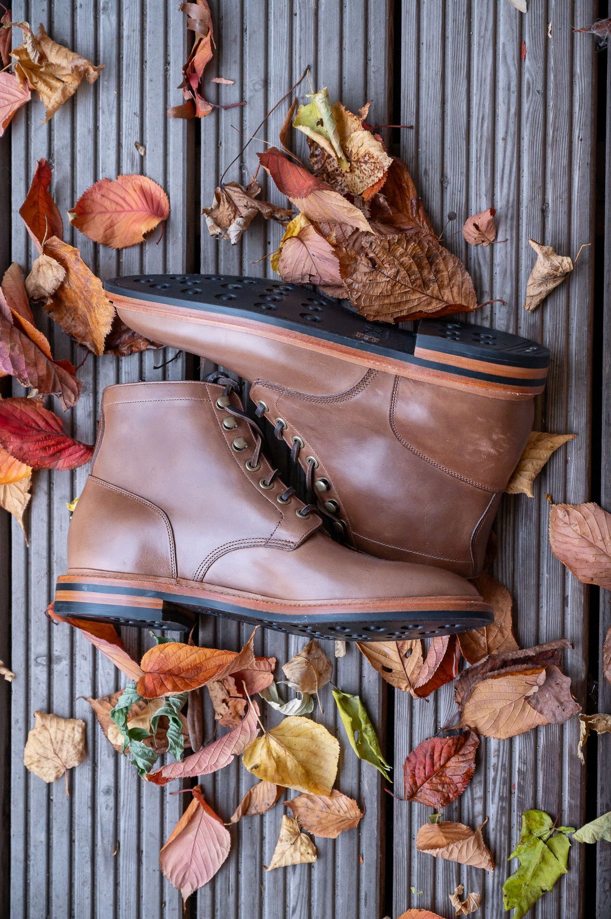 Photo by bootsthrumylens on November 4, 2023 of the Grant Stone Diesel Boot in Horween Dune Chromexcel.