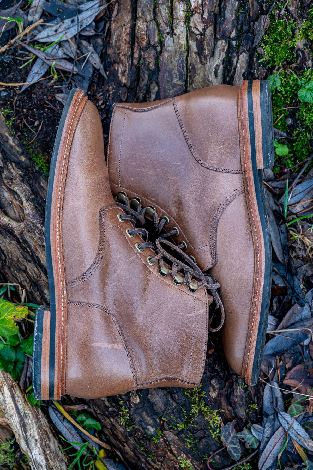 Photo by bootsthrumylens on January 4, 2024 of the Grant Stone Diesel Boot in Horween Dune Chromexcel.