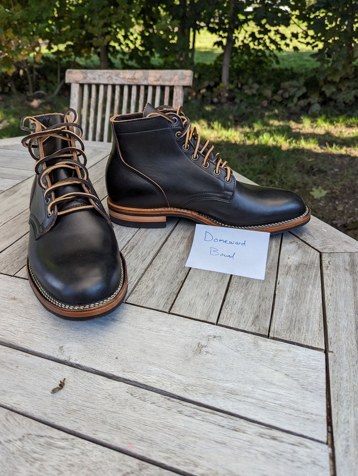 Photo by drtobiassfunke on October 2, 2023 of the Viberg Service Boot in Horween Black Chromexcel.