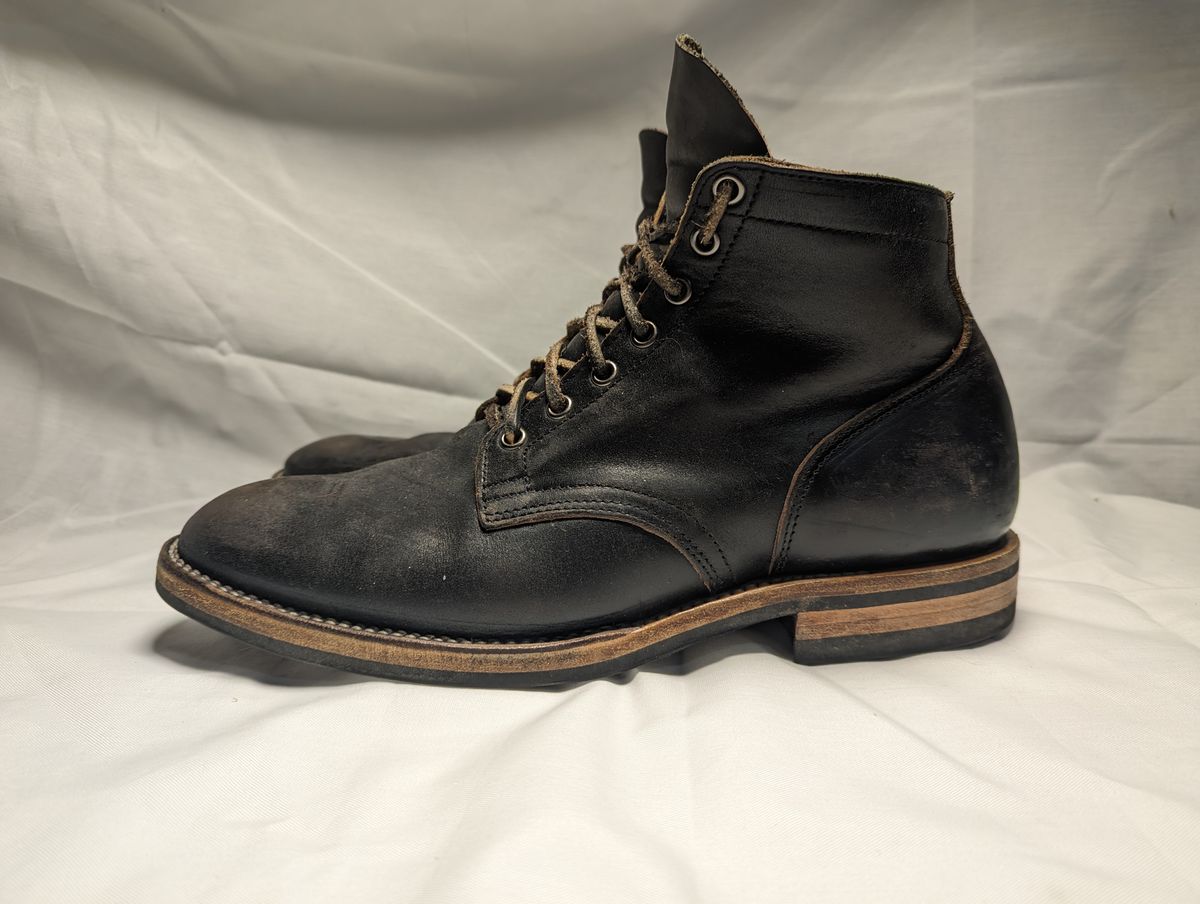 Photo by drtobiassfunke on January 6, 2024 of the Viberg Service Boot in Horween Black Chromexcel.