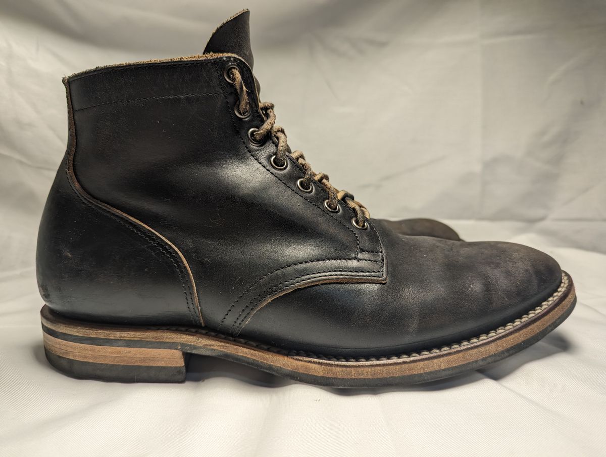 Photo by drtobiassfunke on January 6, 2024 of the Viberg Service Boot in Horween Black Chromexcel.