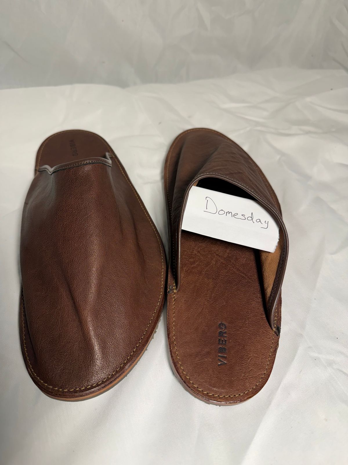 Photo by drtobiassfunke on October 7, 2024 of the Viberg Slide in Maryam Marrone Washed Kangaroo.