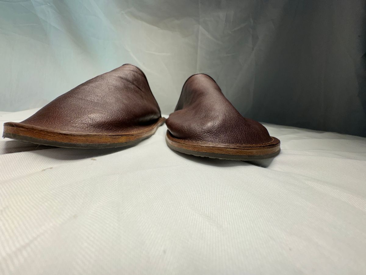 Photo by drtobiassfunke on November 6, 2024 of the Viberg Slide in Maryam Marrone Washed Kangaroo.