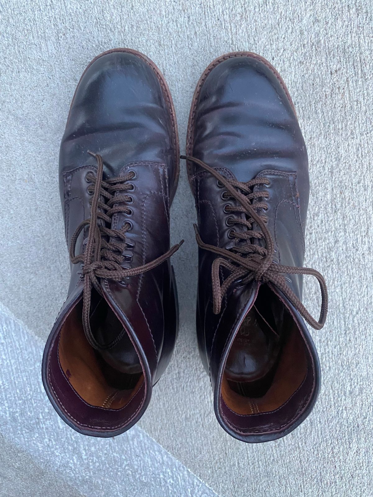 Photo by astronaut888 on November 2, 2022 of the Alden Plain Toe Boot in Horween Color 8 Shell Cordovan.