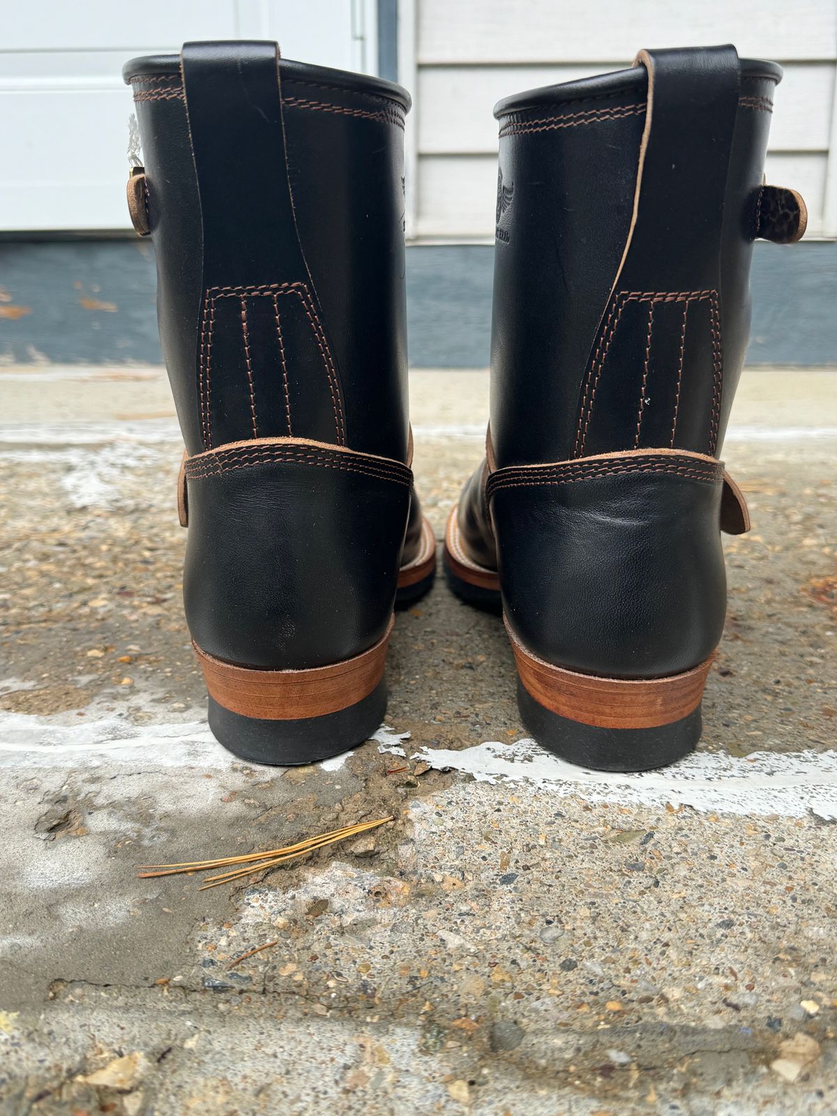 Photo by jimtigerbelly on October 5, 2023 of the The Flat Head Engineer Boots in Black Japanese Cordovan Horsehide.