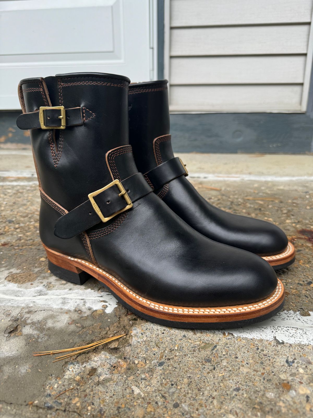 Photo by jimtigerbelly on October 5, 2023 of the The Flat Head Engineer Boots in Black Japanese Cordovan Horsehide.