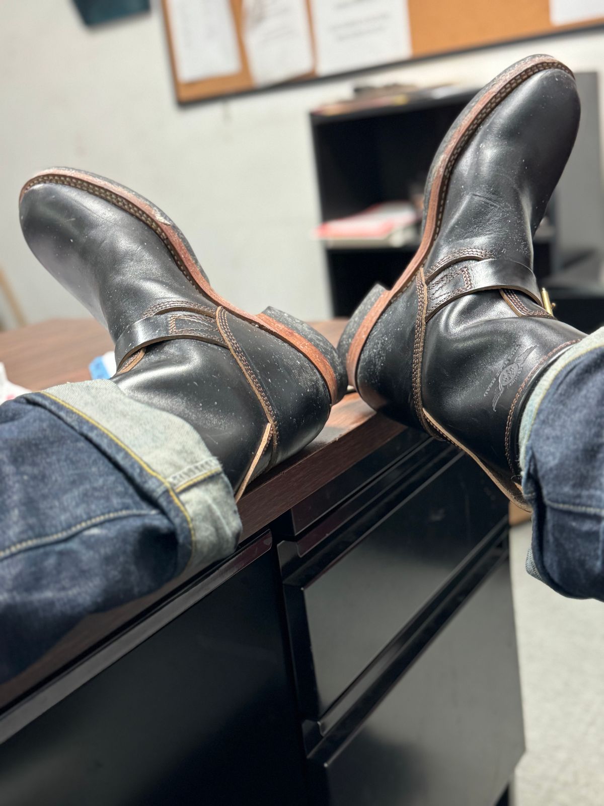 Photo by jimtigerbelly on October 22, 2023 of the The Flat Head Engineer Boots in Black Japanese Cordovan Horsehide.