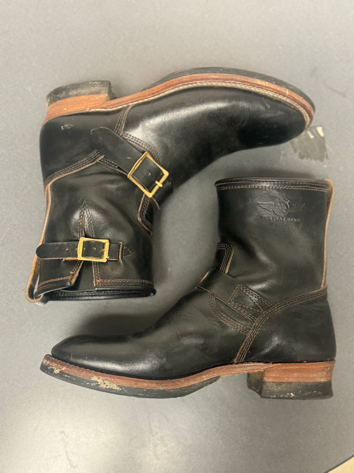 Photo by jimtigerbelly on December 1, 2023 of the The Flat Head Engineer Boots in Black Japanese Cordovan Horsehide.
